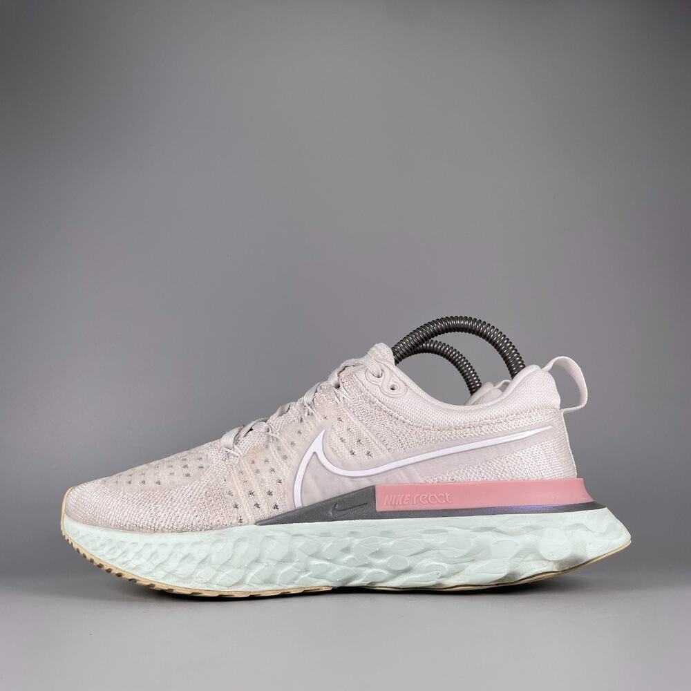 Nike React Infinity Run Flyknit 2 Women's 8 Pink Running Shoes Athletic Sneakers